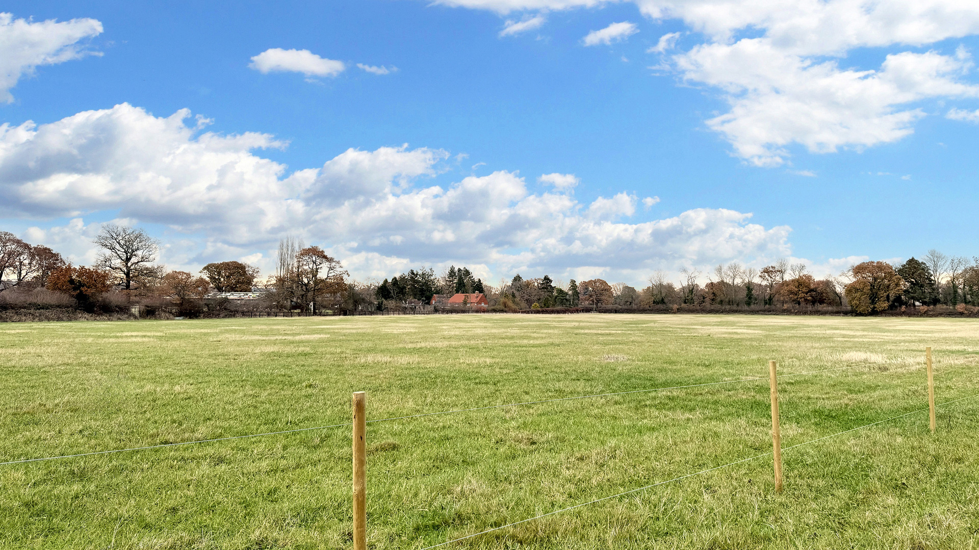 Enclosed land for sale in Newchapel, Lingfield