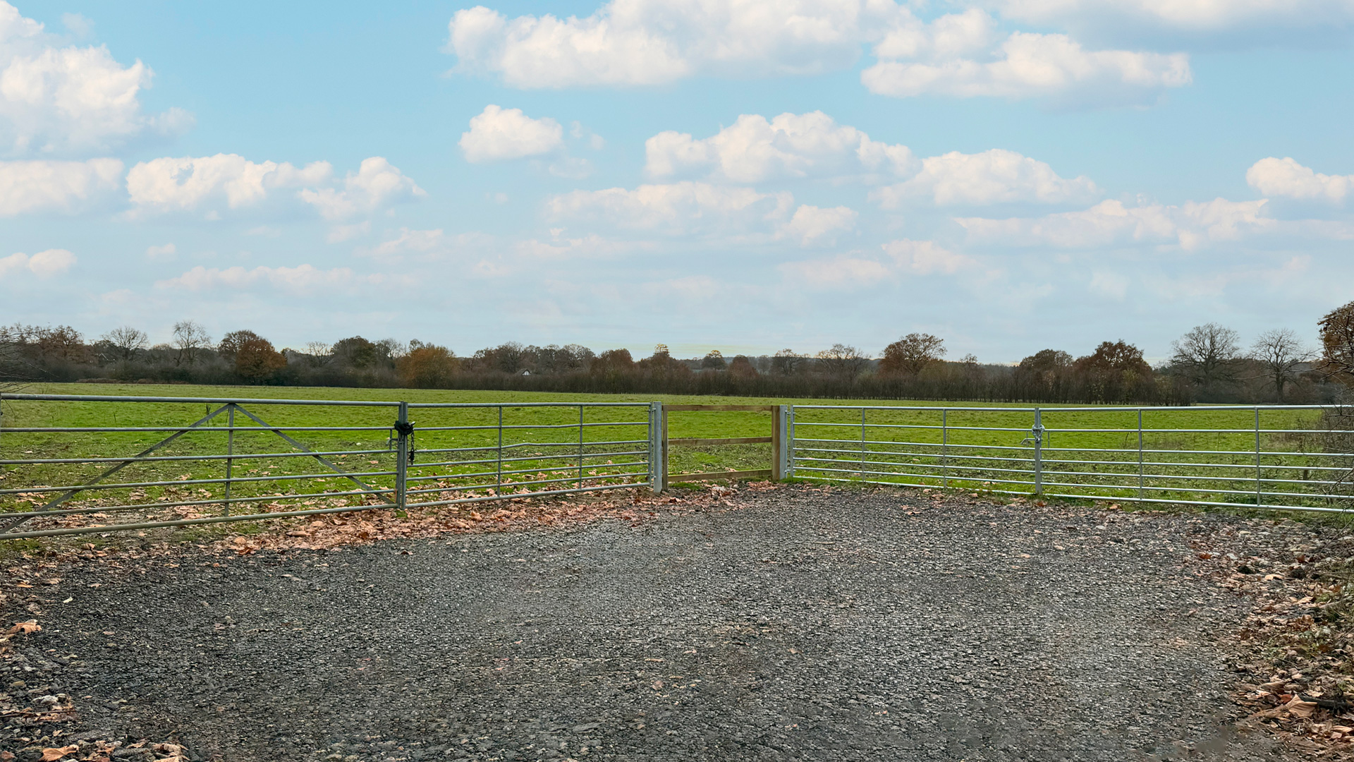 Land for sale in Edenbridge entrance