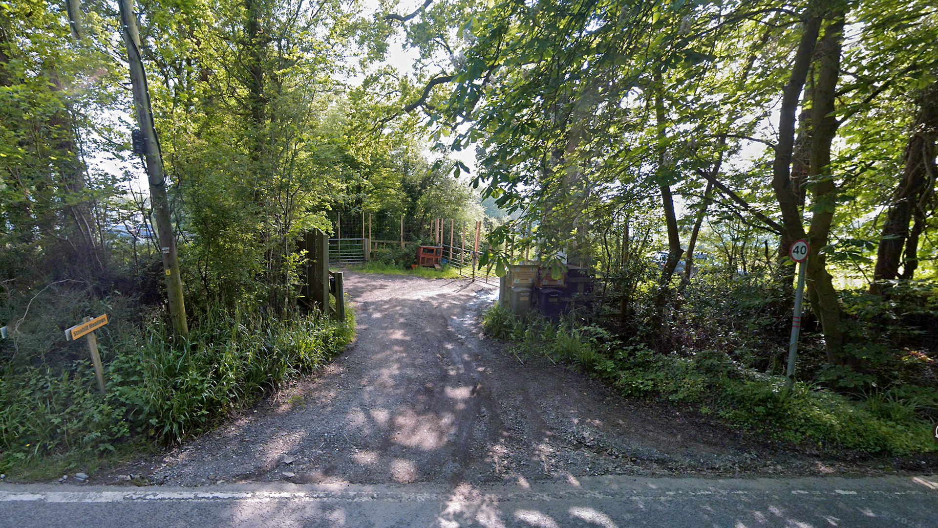 Smallholding and land for sale in Charlwood access